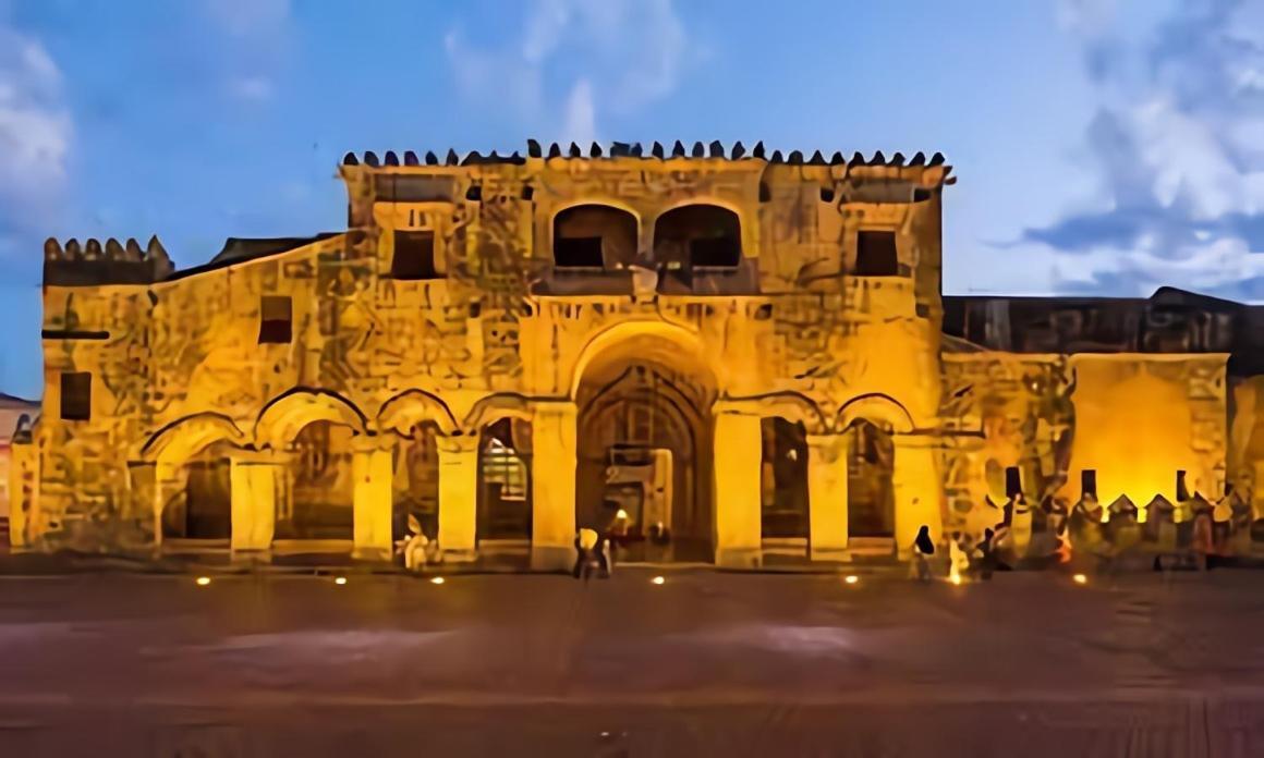 Hotel Colonial Blanco Santo Domingo Exterior photo